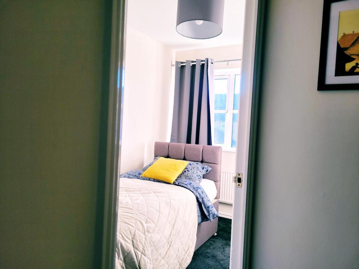 Modern 2 Bed House- Free Parking And Close To The Centre Bristol Extérieur photo