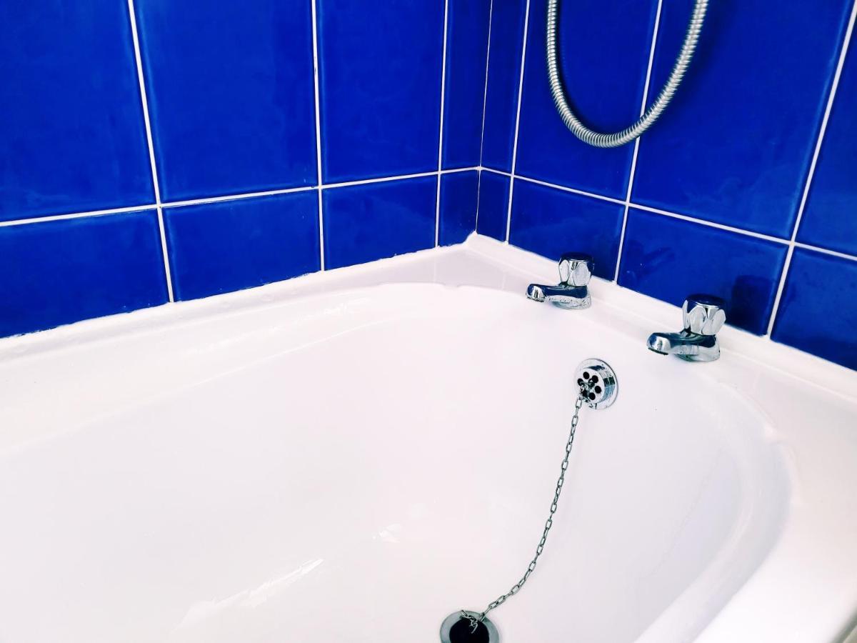 Modern 2 Bed House- Free Parking And Close To The Centre Bristol Extérieur photo