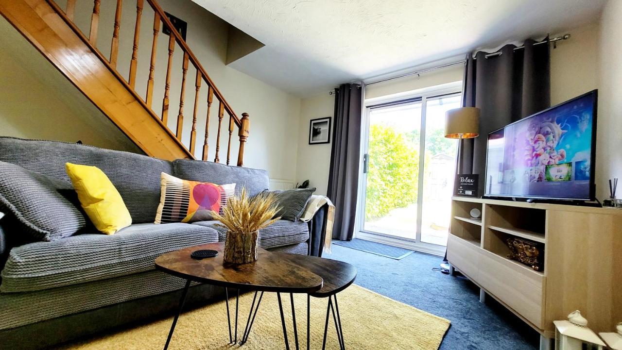 Modern 2 Bed House- Free Parking And Close To The Centre Bristol Extérieur photo
